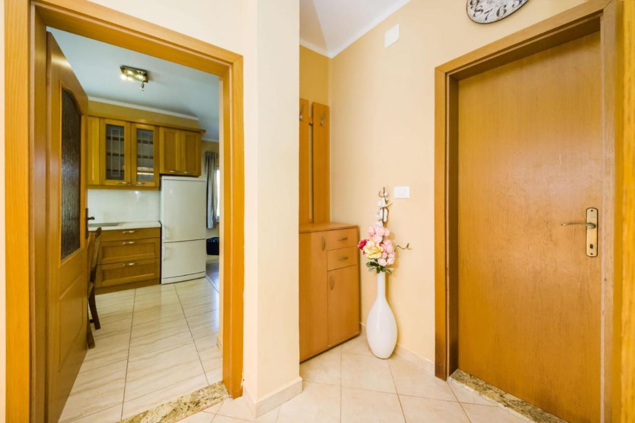 Kuca Za Odmor Danijela Villa Slivnica Exterior photo